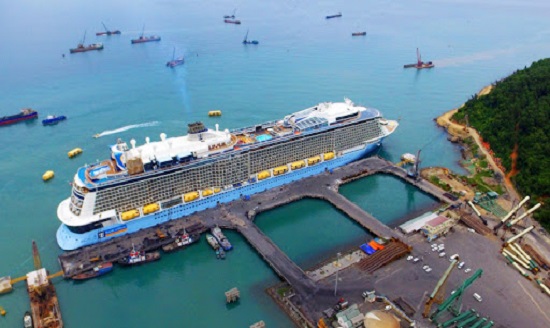 Thủ tục tàu biển Việt Nam và nước ngoài nhập cảnh tại cảng thủy nội địa